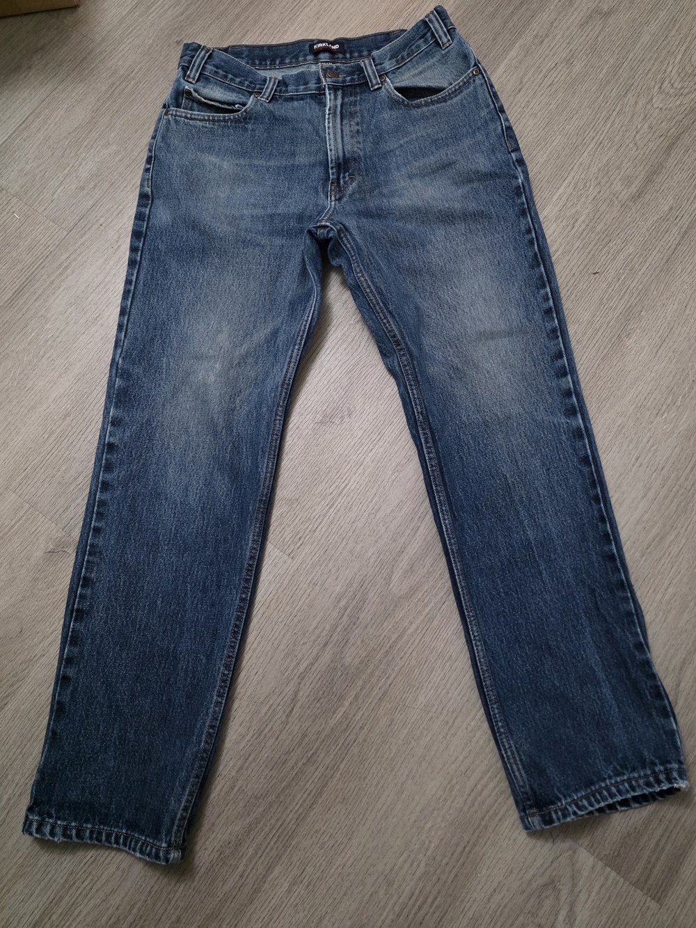 Kirkland Signature Men's Straight Jeans in Medium Blue Denim 34x32